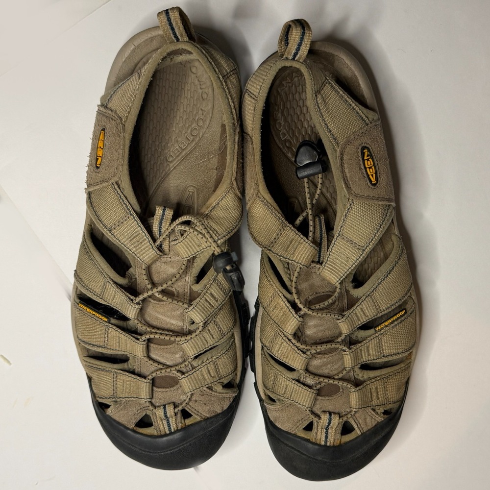 KEEN Waterproof Hiking Sandals Mens 11 Est Tan Closed Toe Outdoor Trail Shoes - Picture 2 of 11